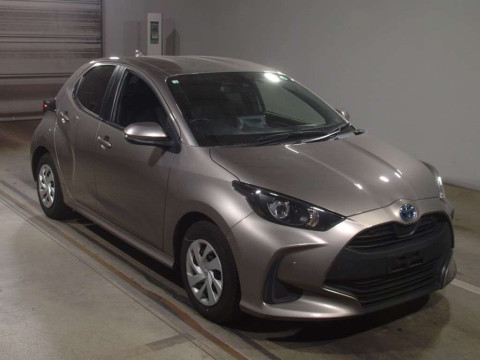 2021 Toyota YARIS MXPH10[2]