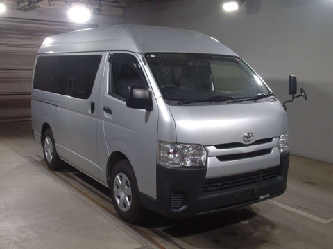 2019 Toyota Regiusace Van TRH200K[2]