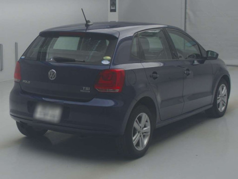 2013 Volkswagen Polo 6RCBZ[1]