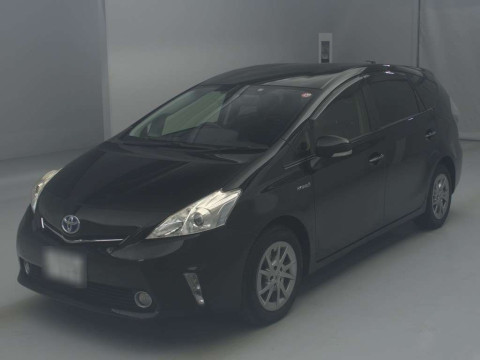 2014 Toyota Prius alpha ZVW41W[0]