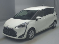 2021 Toyota Sienta