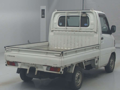 2013 Mitsubishi Minicab Truck U62T[1]