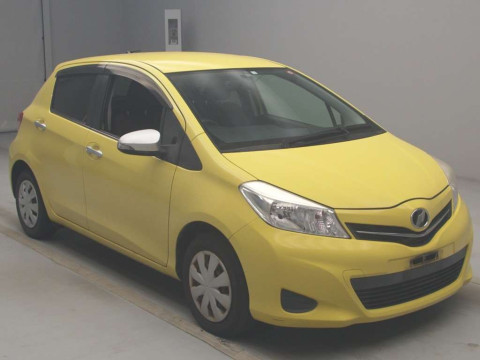 2012 Toyota Vitz NSP130[2]