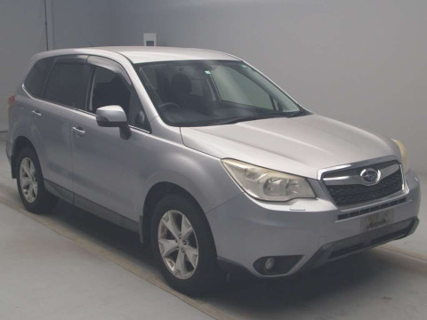 2014 Subaru Forester SJ5[2]