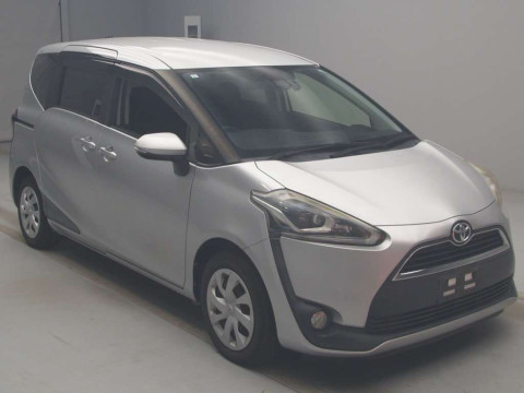 2017 Toyota Sienta NSP170G[2]