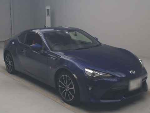 2020 Toyota 86 ZN6[2]