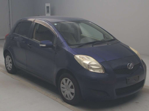 2008 Toyota Vitz SCP90[2]