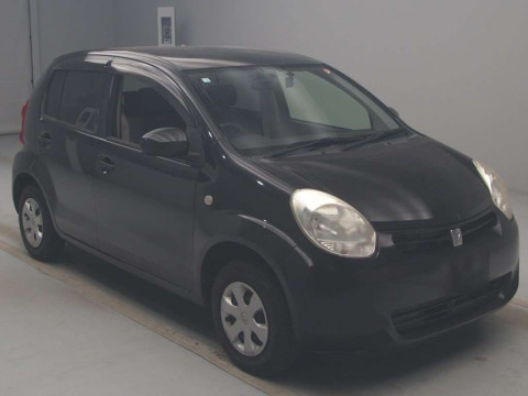 2013 Toyota Passo KGC30[2]