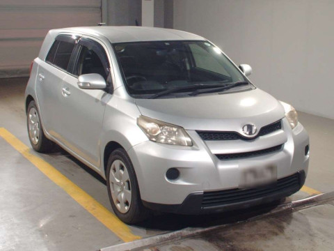 2010 Toyota IST NCP110[2]