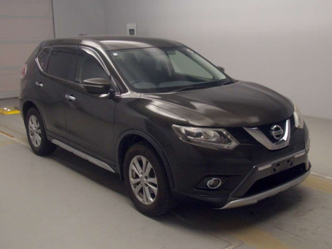 2014 Nissan X-Trail NT32[2]