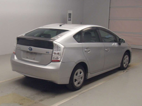 2010 Toyota Prius ZVW30[1]