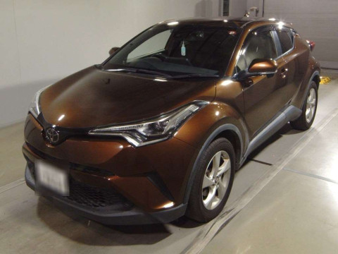 2018 Toyota C-HR NGX50[0]