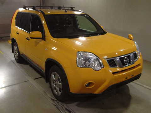 2013 Nissan X-Trail NT31[2]