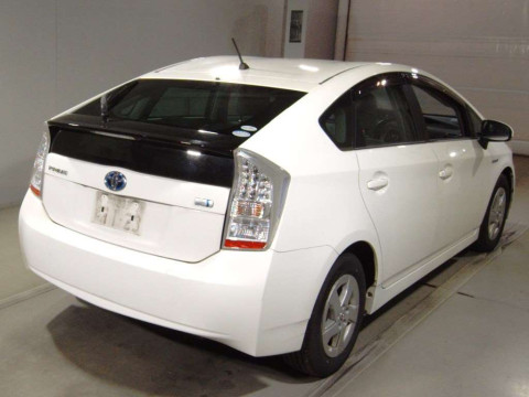 2011 Toyota Prius ZVW30[1]