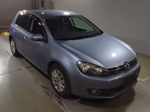 2011 Volkswagen Golf 1KCBZ[2]