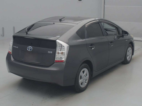 2011 Toyota Prius ZVW30[1]