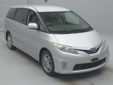 2011 Toyota Estima Hybrid AHR20W[2]