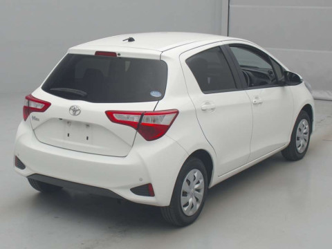 2018 Toyota Vitz KSP130[1]