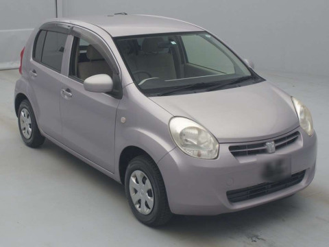 2012 Toyota Passo KGC30[2]