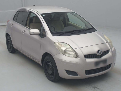 2010 Toyota Vitz KSP90[2]