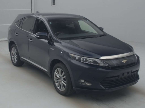 2017 Toyota Harrier Hybrid AVU65W[2]