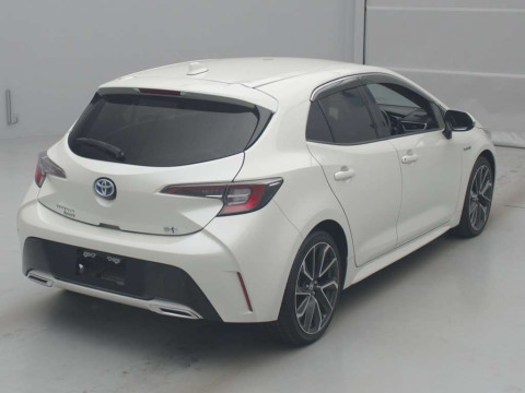 2018 Toyota Corolla Sports ZWE211H[1]