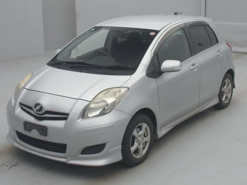 2008 Toyota Vitz SCP90[0]