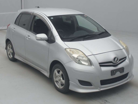 2008 Toyota Vitz SCP90[2]