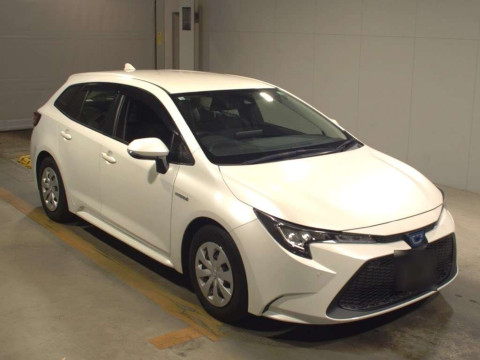 2019 Toyota Corolla Touring Wagon ZWE211W[2]