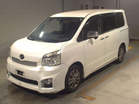 2013 Toyota Voxy ZRR70W[0]