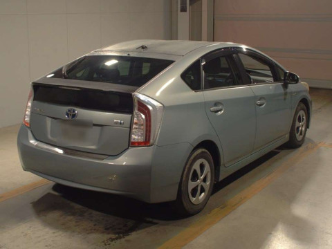 2012 Toyota Prius ZVW30[1]