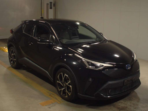 2020 Toyota C-HR ZYX11[2]