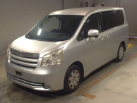 2008 Toyota Noah