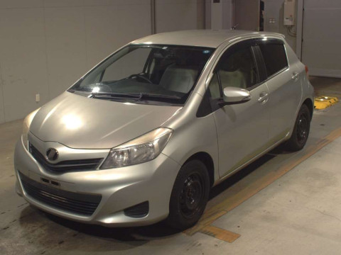 2013 Toyota Vitz KSP130[0]