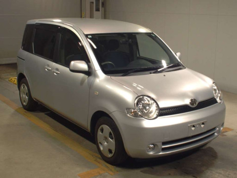 2003 Toyota Sienta NCP81G[2]