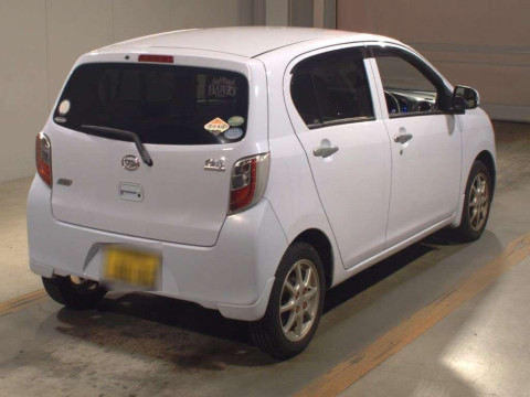 2012 Daihatsu Mira es LA300S[1]