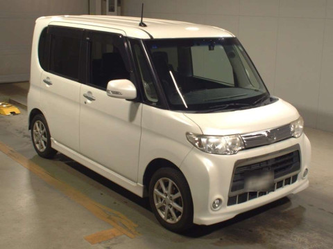 2013 Daihatsu Tanto Custom L375S[2]