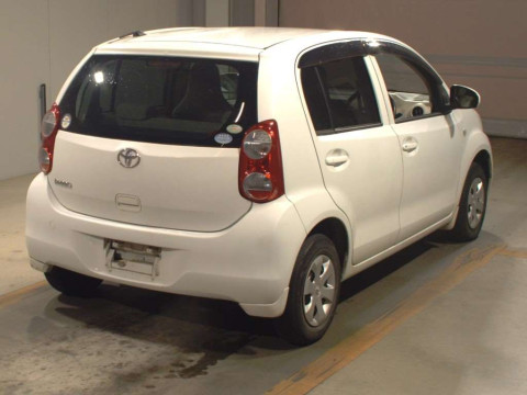 2010 Toyota Passo KGC30[1]