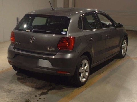 2017 Volkswagen Polo 6RCJZ[1]