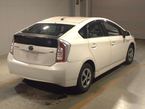 2012 Toyota Prius ZVW30[1]