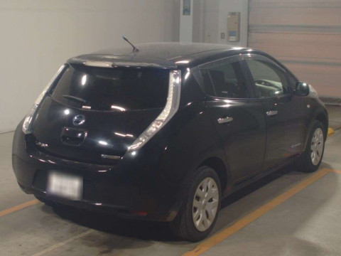 2013 Nissan Leaf AZE0[1]