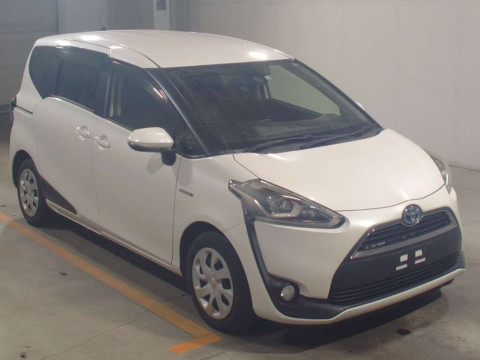 2017 Toyota Sienta NHP170G[2]