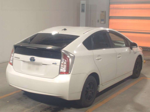 2012 Toyota Prius ZVW30[1]