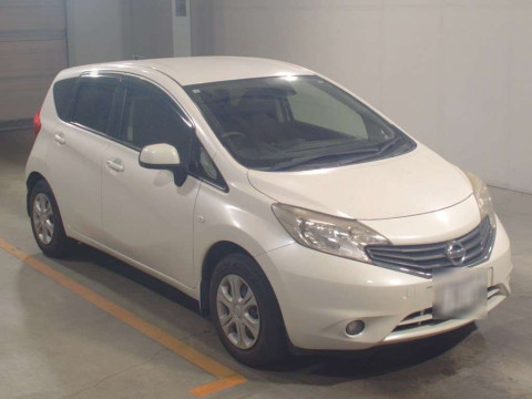 2014 Nissan Note E12[2]