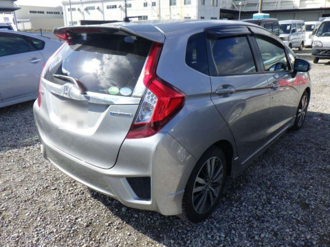 2014 Honda Fit Hybrid GP5[1]