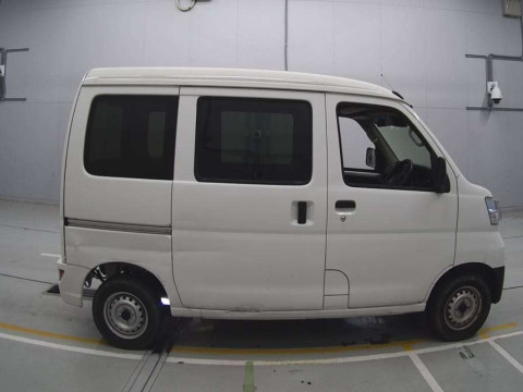 2021 Daihatsu Hijet Cargo S321V[2]