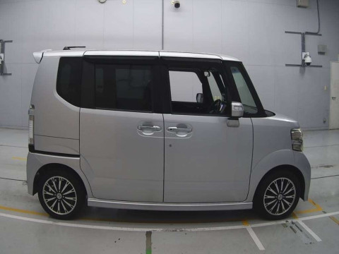 2013 Honda N-BOX CUSTOM JF1[2]