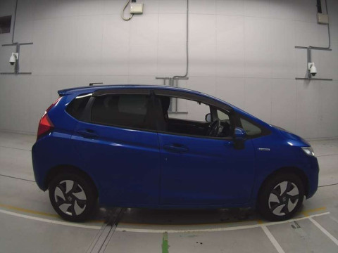 2014 Honda Fit Hybrid GP6[2]