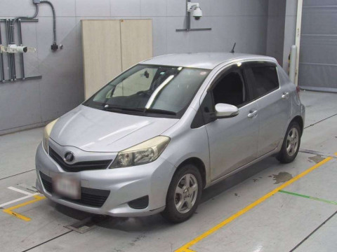 2014 Toyota Vitz NSP130[0]