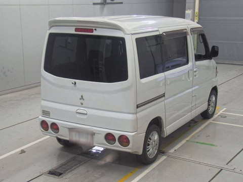 2011 Mitsubishi Town Box U62W[1]